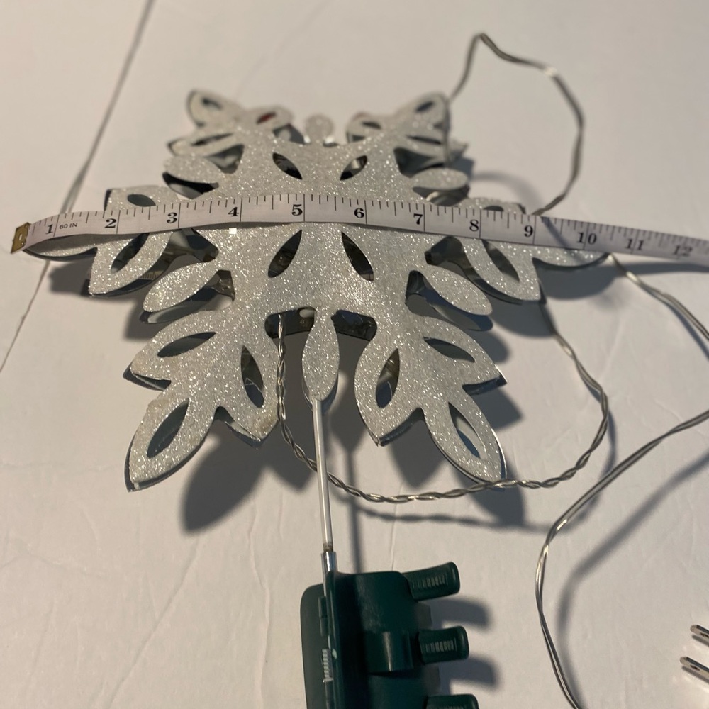 Snowflake ❄️Tree Topper - Picture 10 of 11